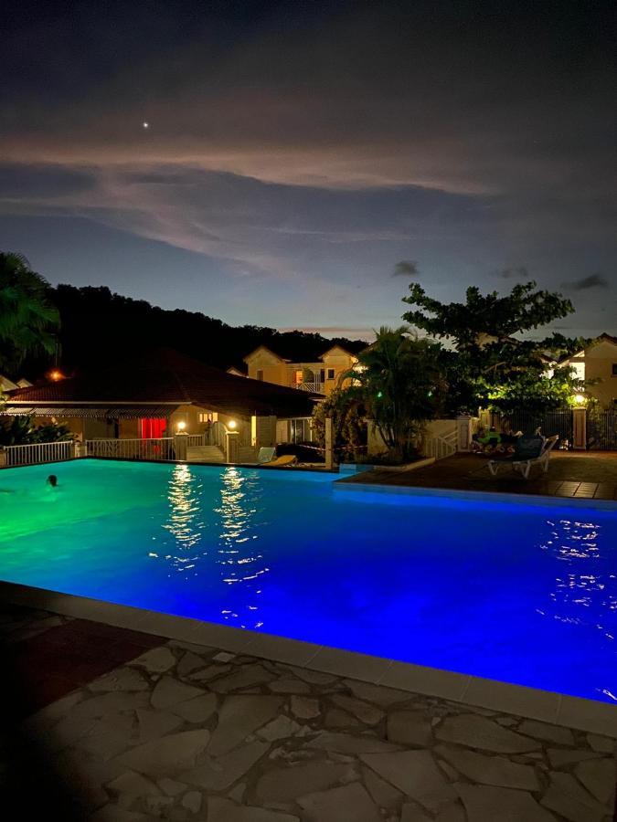 Superbe Studio De Standing A 800M De La Mer Des Caraibes Le Hameau De Beauregard Sainte Anne Apartment Exterior photo