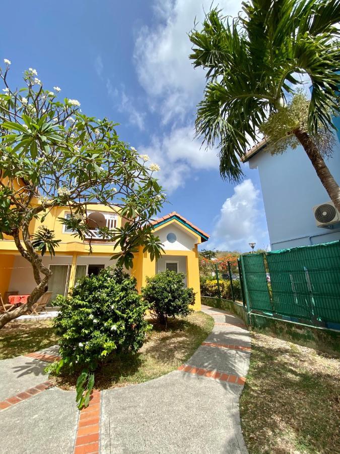 Superbe Studio De Standing A 800M De La Mer Des Caraibes Le Hameau De Beauregard Sainte Anne Apartment Exterior photo